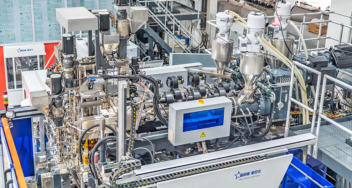 多腔中空吹塑機2 多腔中空吹塑機2